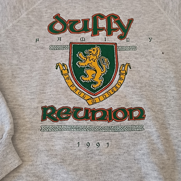 Vintage 90s Saint Paul Minnesota Hanes Women's Sweatshirt, Size L, Gray - Picture 4 of 5